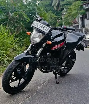 Yamaha FZ 2015 Motorbike (Used)