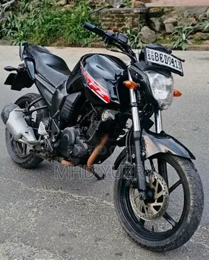 Yamaha FZ 2015 Motorbike (Used)