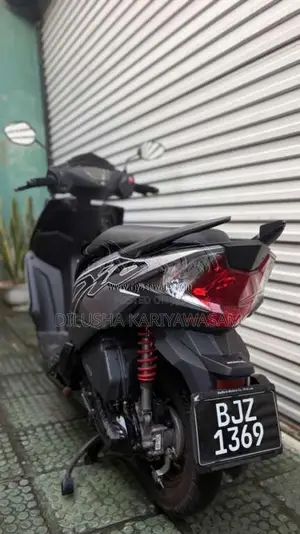 Honda Dio 2025 Motorbike (Used)