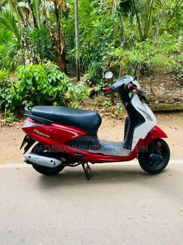 Hero Pleasure 2015 Motorbike (Used)