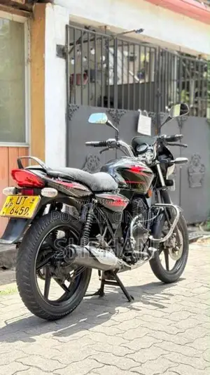 Bajaj Discover 2008 Motorbike (Used)