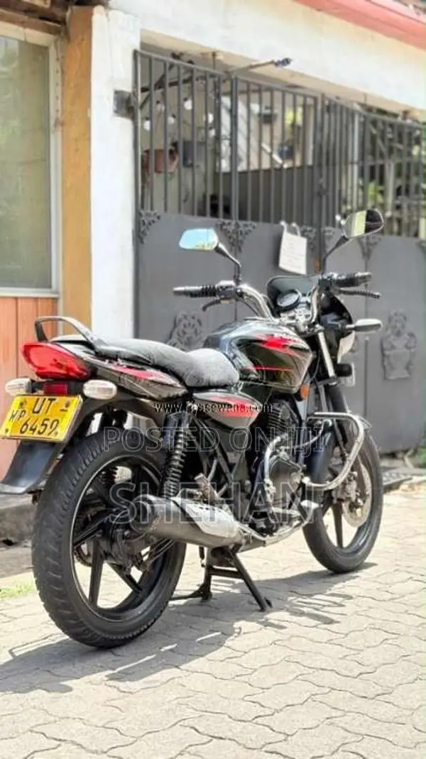 Bajaj Discover 2008 Motorbike (Used)