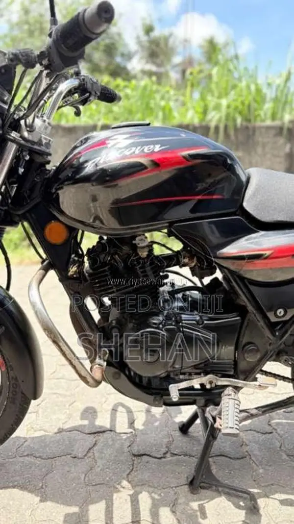 Bajaj Discover 2008 Motorbike (Used)