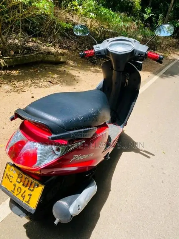 Hero Pleasure 2015 Motorbike (Used)