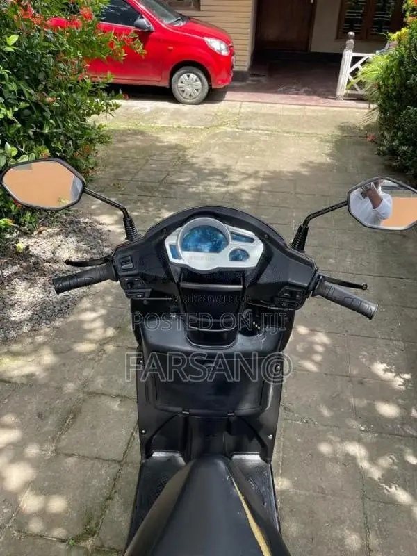 Mahindra Gusto 2015 Motorbike (Used)