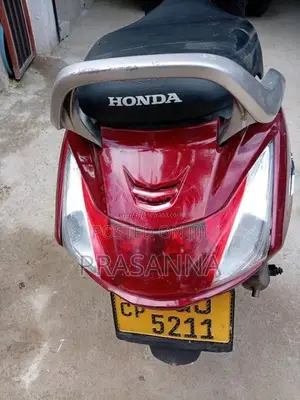 Honda Activa 2018 Motorbike (Used)