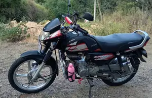 Hero Deluxe 2016 Motorbike (Used)
