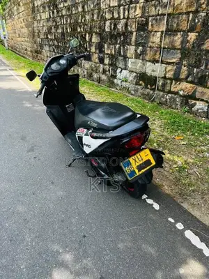 Honda Dio 2012 Motorbike (Used)