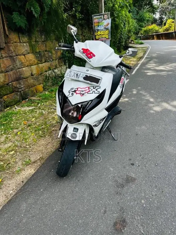Honda Dio 2012 Motorbike (Used)