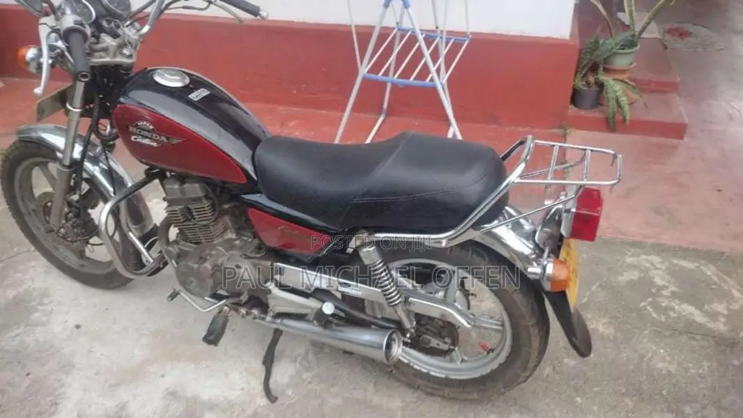Honda CM Custom 1999 Motorbike (Used)