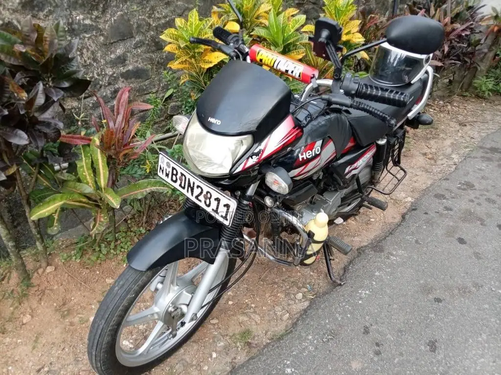 Hero Deluxe 2016 Motorbike (Used)