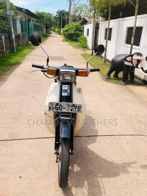 Honda Super Cub 2004 Motorbike (Used)