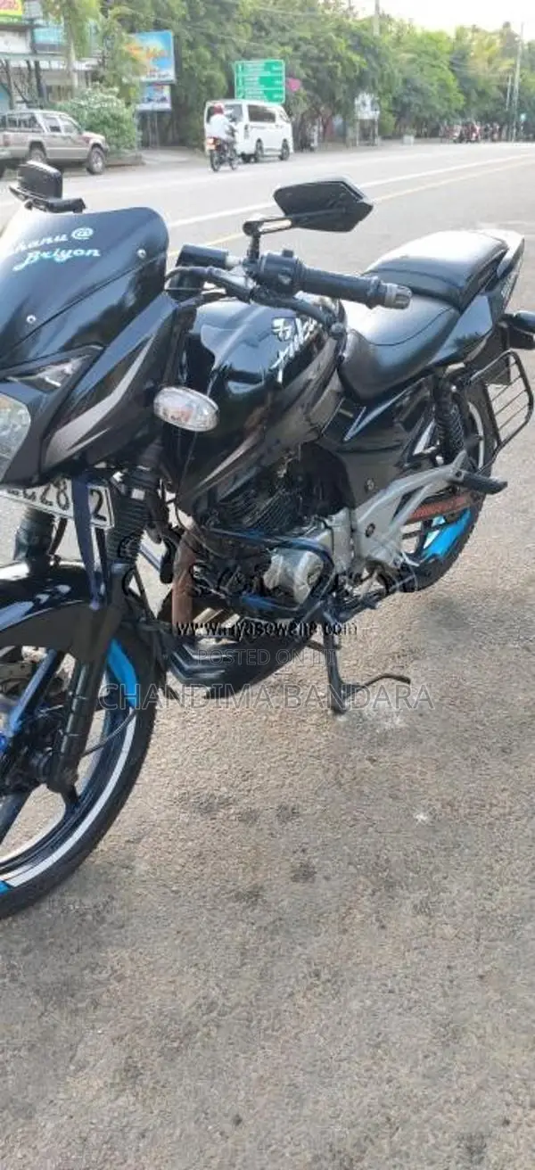 Bajaj Pulsar 180 2016 Motorbike (Used)