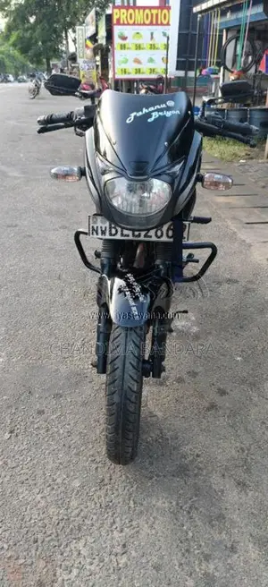 Bajaj Pulsar 180 2016 Motorbike (Used)