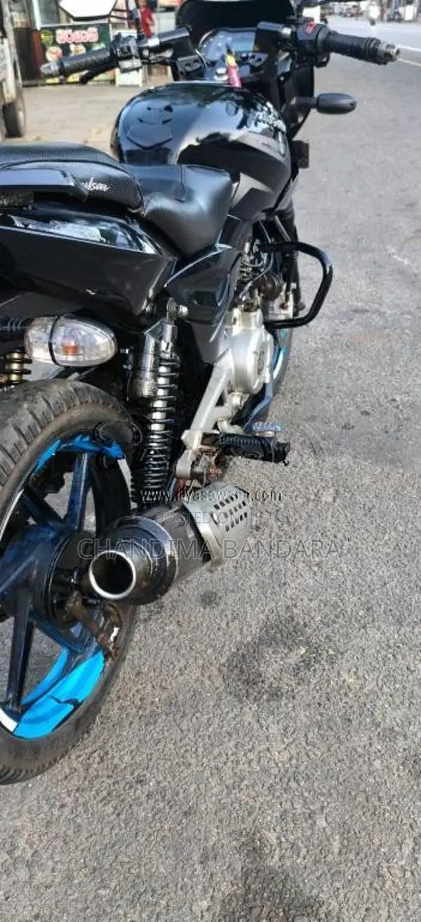 Bajaj Pulsar 180 2016 Motorbike (Used)