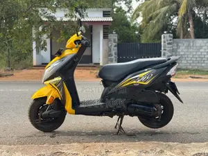 Honda Dio 2017 Motorbike (Used)