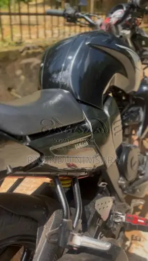 Yamaha FZ-16 2010 Motorbike (Used)