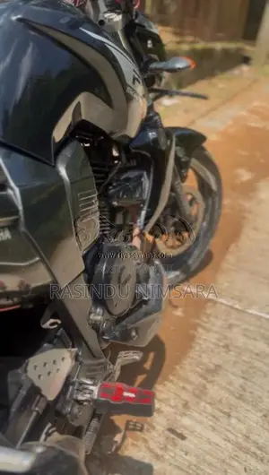 Yamaha FZ-16 2010 Motorbike (Used)