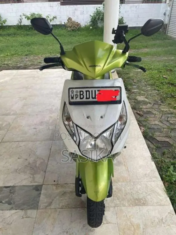 Honda Dio 2016 Motorbike (Used)