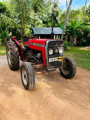 Massey-Ferguson 240 1990 Tractor (Used)