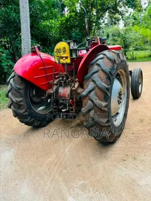Massey-Ferguson 240 1990 Tractor (Used)