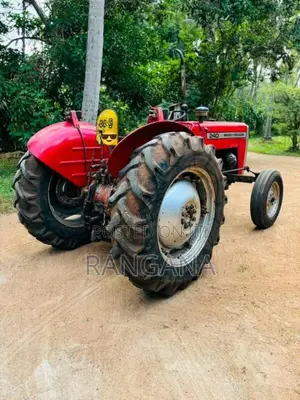 Massey-Ferguson 240 1990 Tractor (Used)