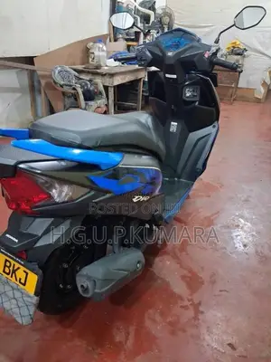 Honda Dio 2025 Motorbike (Used)