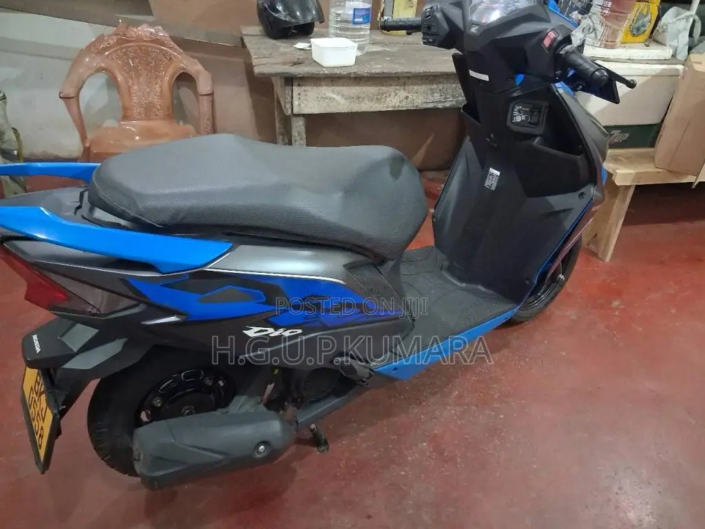 Honda Dio 2025 Motorbike (Used)