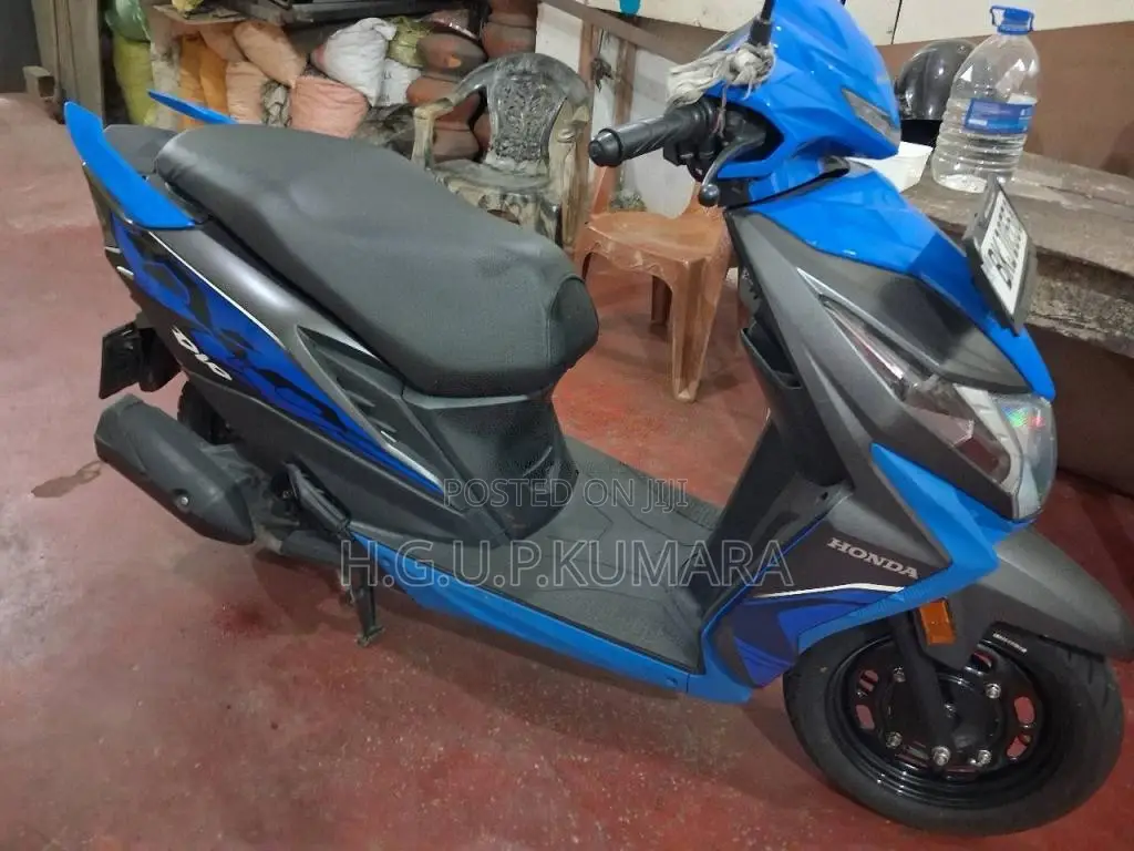 Honda Dio 2025 Motorbike (Used)