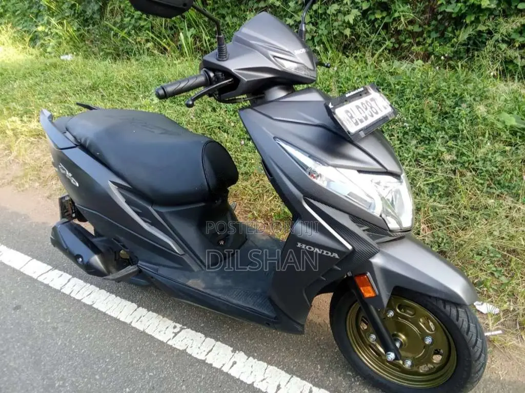 Honda Dio 2026 Motorbike (Used)