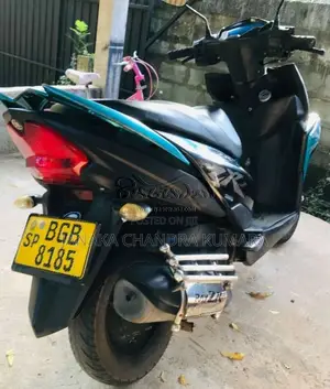 Yamaha ZR 2018 Motorbike (Used)
