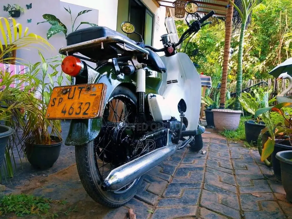 Honda Super Cub JapanScooty 2009 Motorbike (Used)