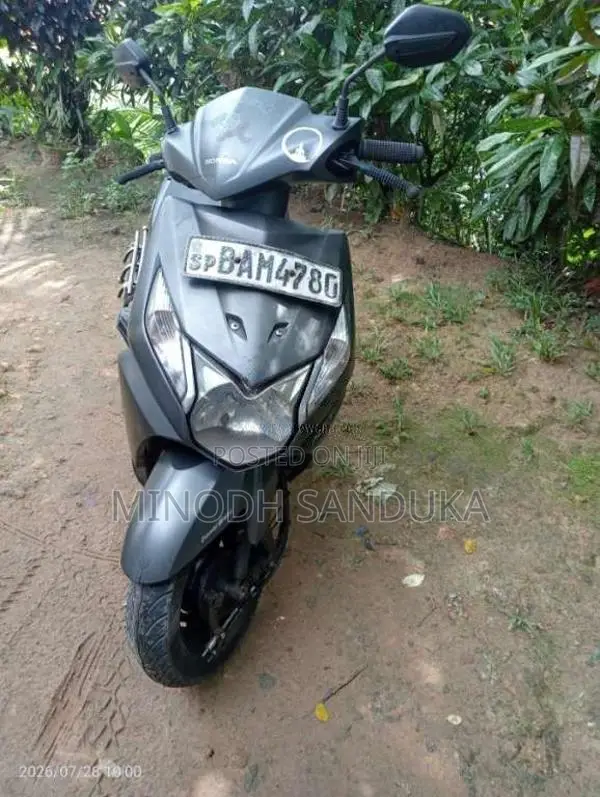 Honda Dio 2014 motorcycle (Used)
