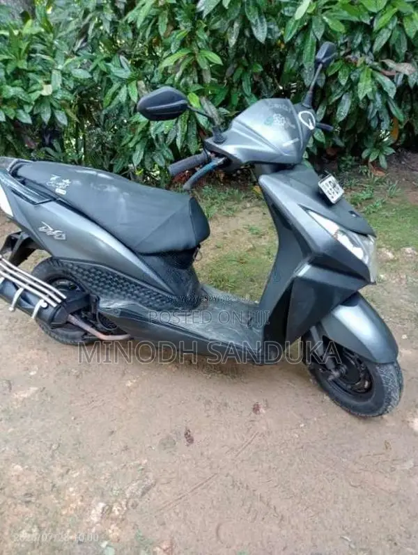 Honda Dio 2014 motorcycle (Used)