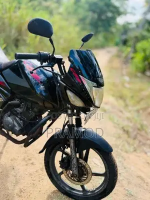 Hero-Honda CBZ 2009 Motorbike (Used)