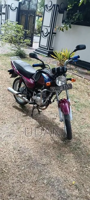 Bajaj Caliber 2004 Motorbike (Used)