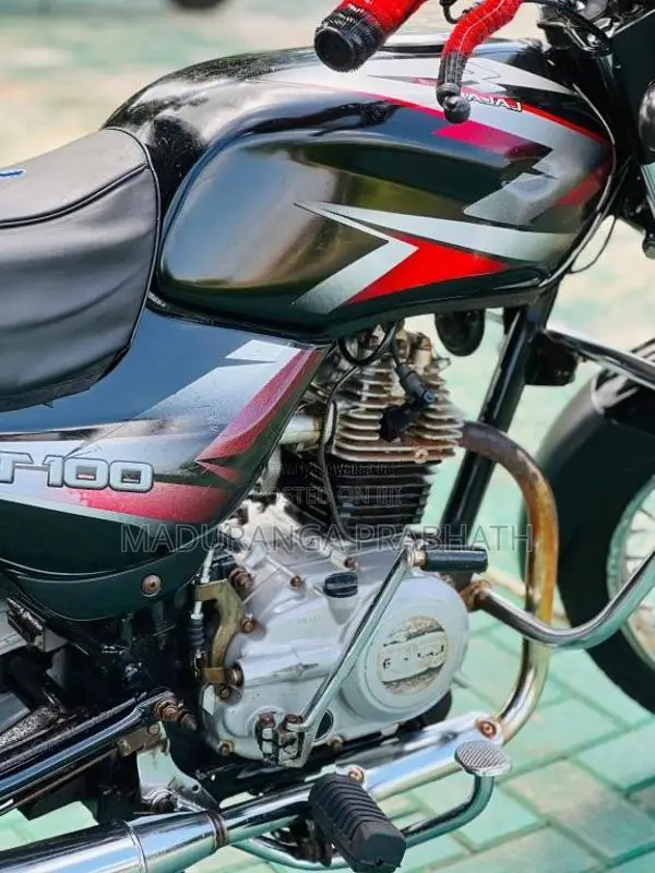 Bajaj CT-100 2015 Motorbike (Used)