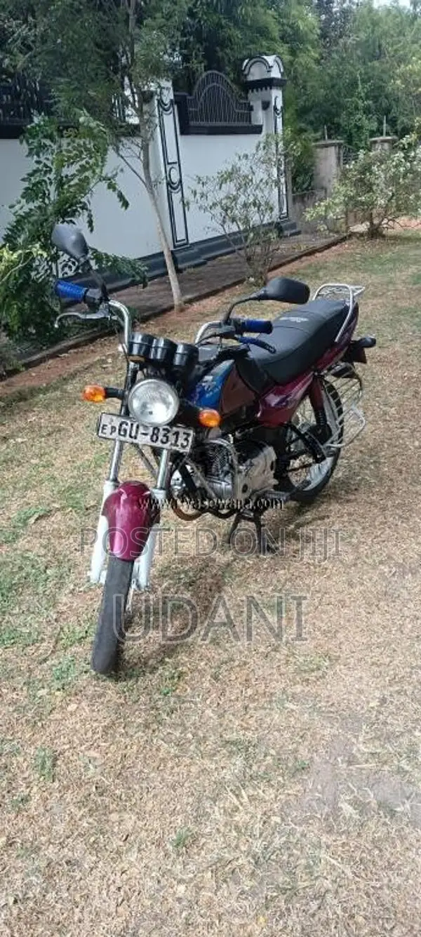 Bajaj Caliber 2004 Motorbike (Used)