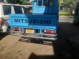Mitsubishi Canter 1999 Crew Cab (Used)