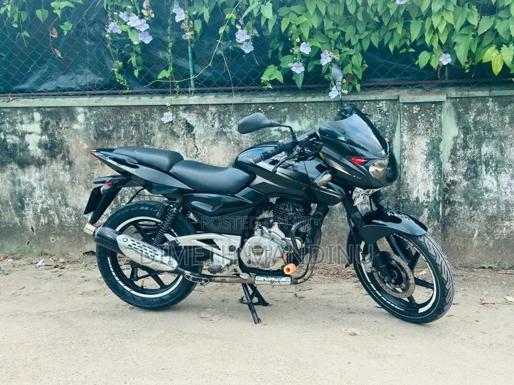 Bajaj Pulsar 180 2016 Motorbike (Used)