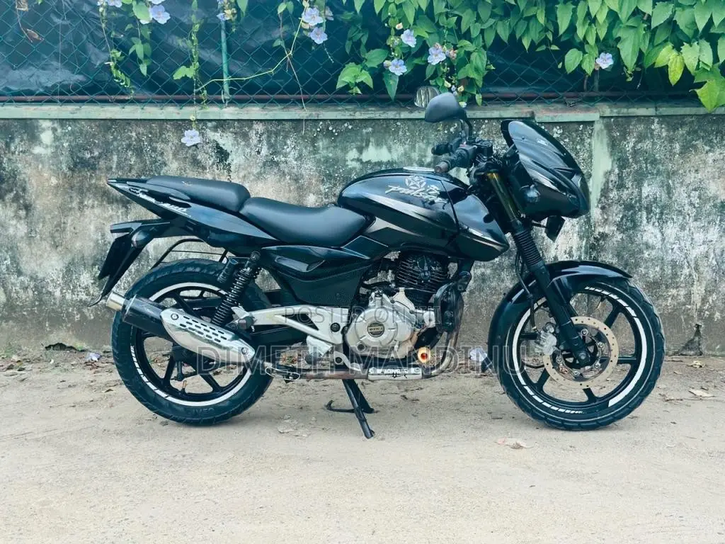 Bajaj Pulsar 180 2016 Motorbike (Used)