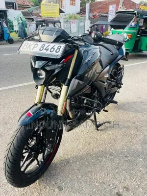 Bajaj Pulsar N160 2026 Motorbike (Used)