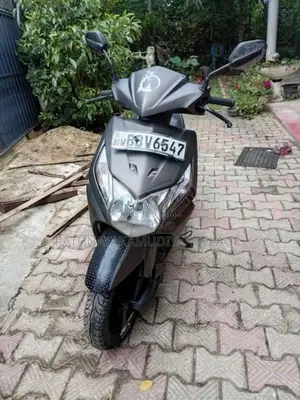 Honda Dio 2014 motorcycle (Used)