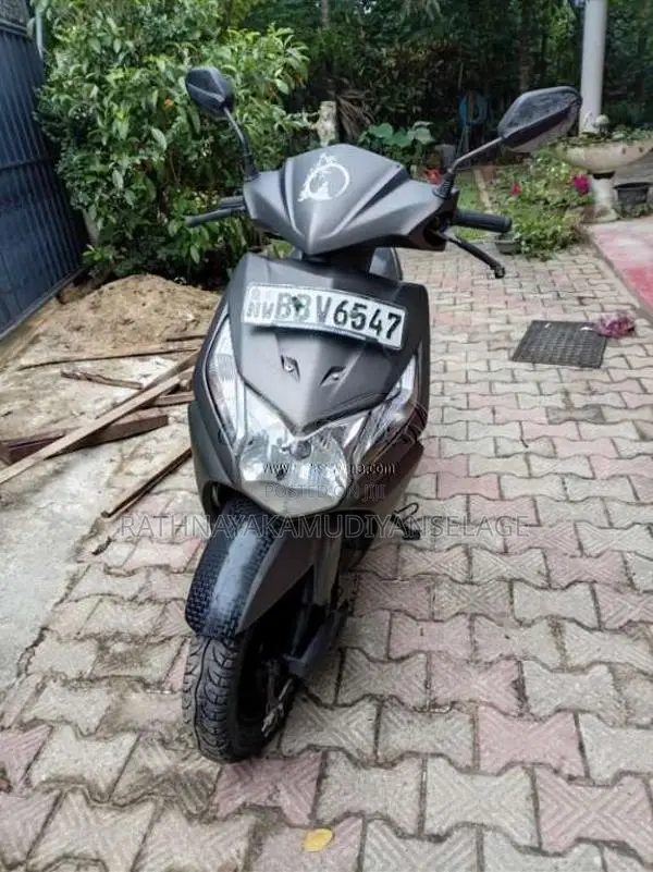 Honda Dio 2014 motorcycle (Used)