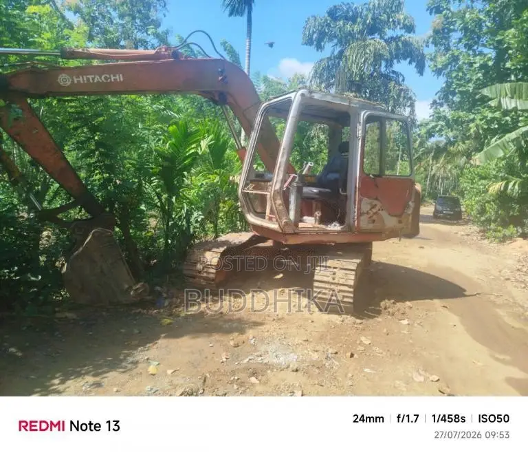 Hitachi Landy 60-1 2010 Heavy-Duty (Used)