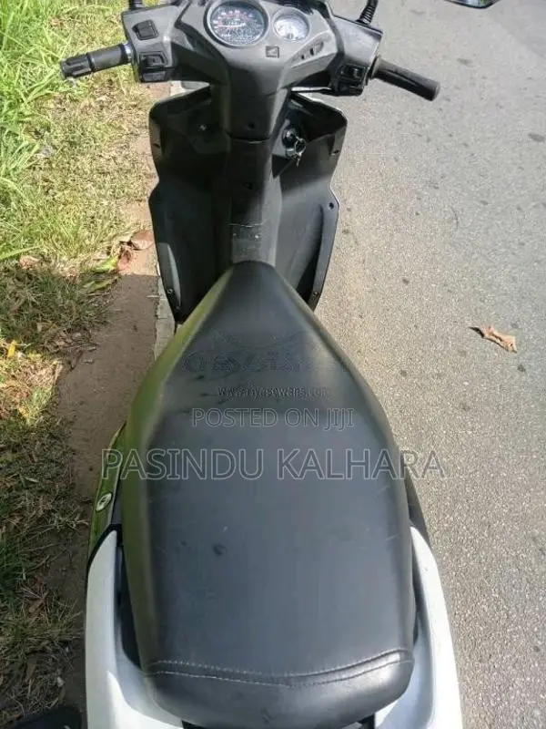 Honda Dio 2015 Motorbike (Used)