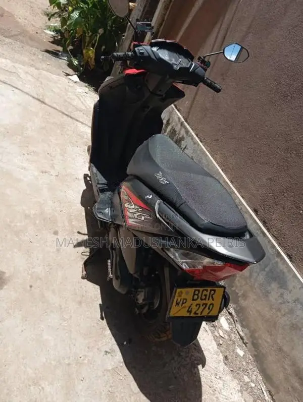 Honda Dio 2018 Motorbike (Used)