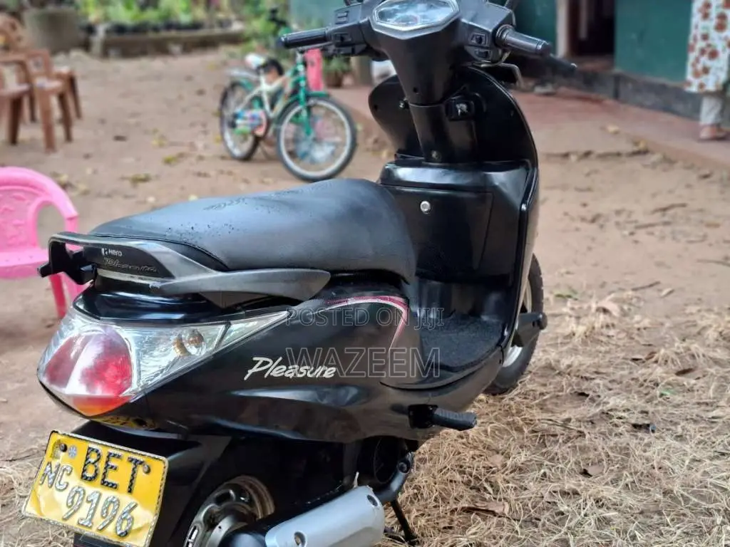 Hero Pleasure 2017 Motorbike (Used)