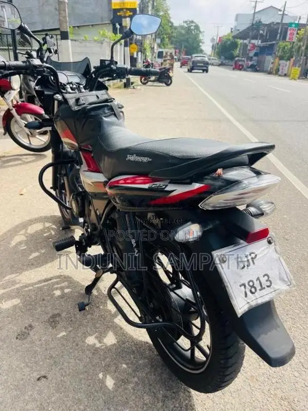 Bajaj Discover 125 2025 Motorbike (Used)