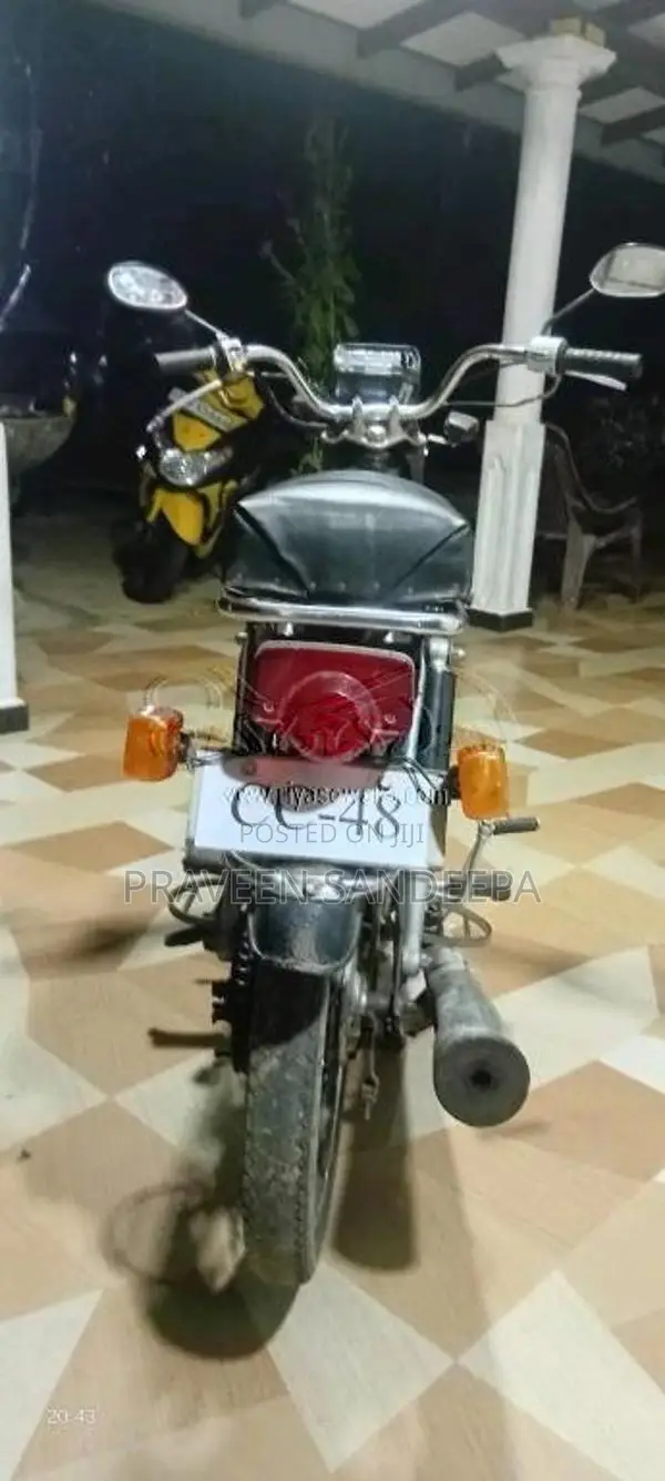 Loncin LX 2001 Motorbike (Used)